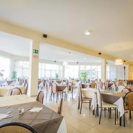 House Oasis 科拉雷侯